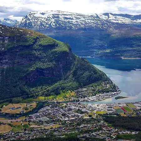Visnesvegen